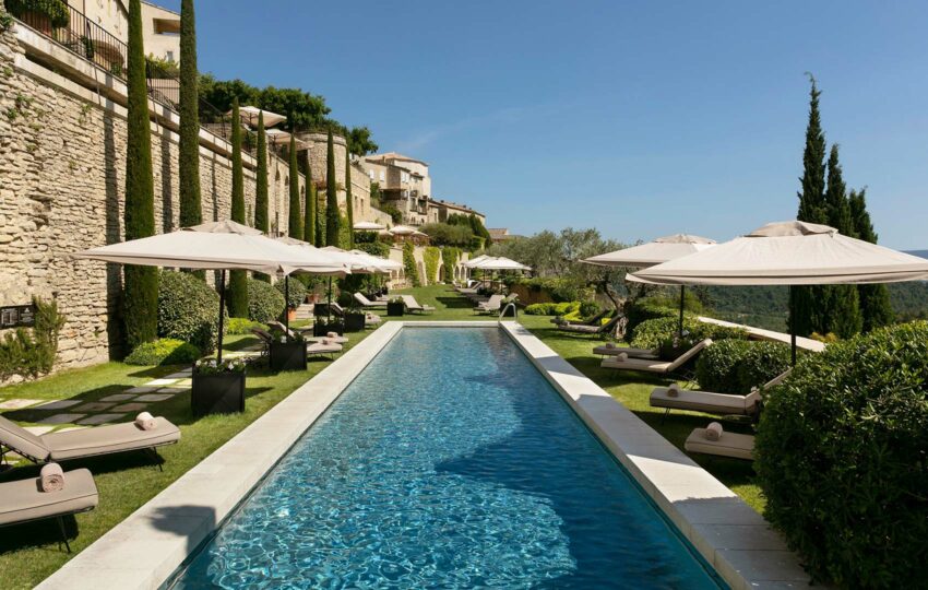 Bastide de Gordes-luxury hotel